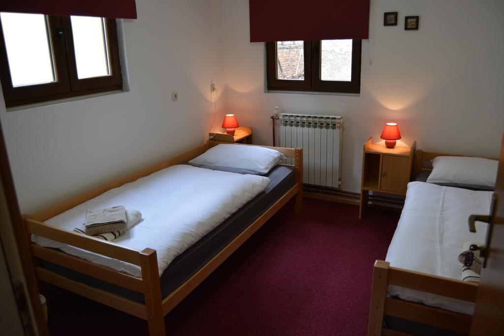 Hostel Denal Saraievo Quarto foto
