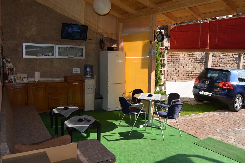 Hostel Denal Saraievo Exterior foto
