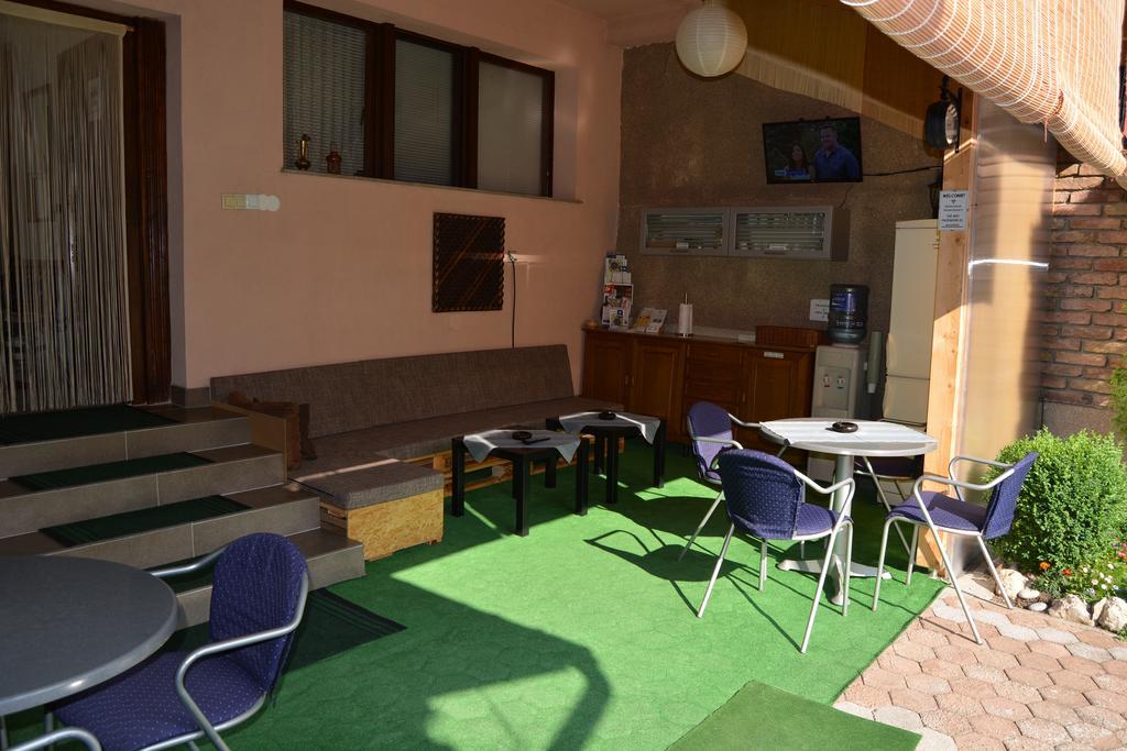 Hostel Denal Saraievo Exterior foto