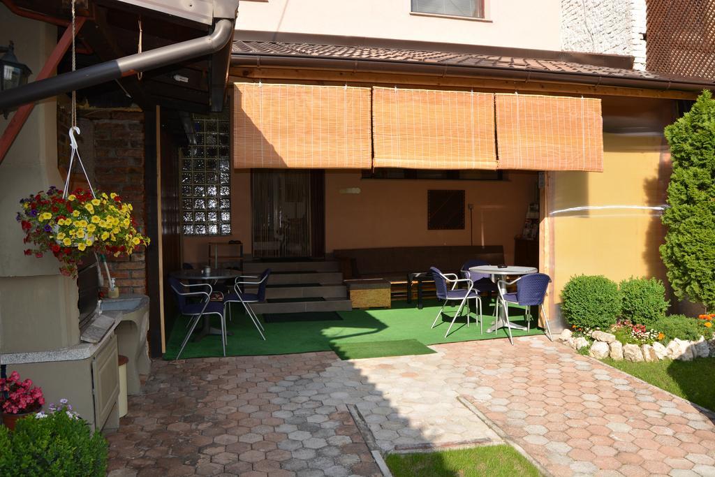 Hostel Denal Saraievo Exterior foto